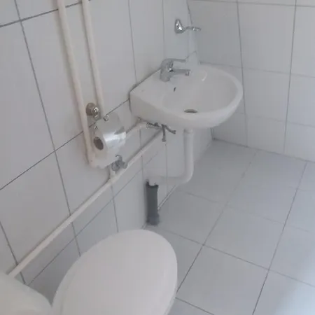 Gerendaház Bungalovi U Omladinskom Kampu *